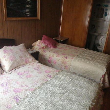 Bed and Breakfast Alojamiento Familiar Rey Punta Arenas Exterior foto